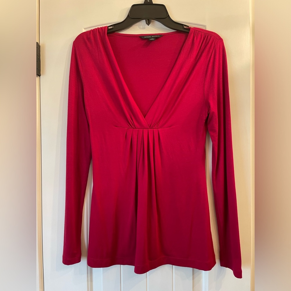 Banana Republic red long-sleeve top, size XS